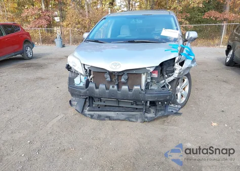 2015 Toyota Sienna Le 8 Passenger from USA, damaged, VIN 5TDKK3DC7FS674869